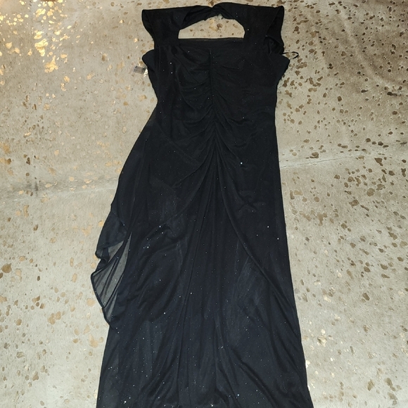 R & M Richards Black Asymmetrical Backless Halter Dress - Picture 10 of 11